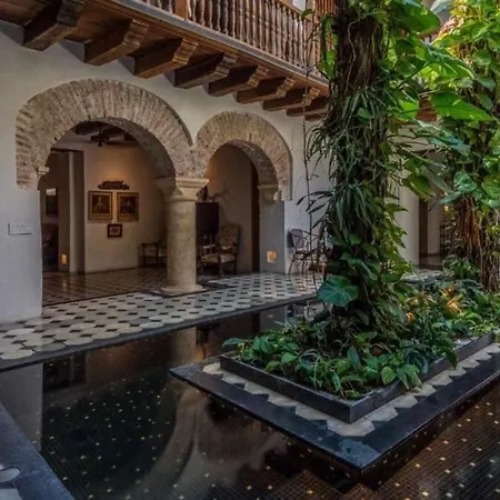 Сasa de vacaciones Mansion Colonial Con Piscina En El Centro Historico De Cartagena