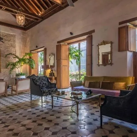 Сasa de vacaciones Mansion Colonial Con Piscina En El Centro Historico De Cartagena